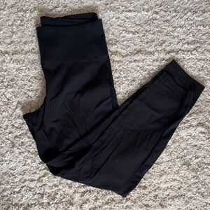 Athleta Trekkie Hybrid Crop Tight